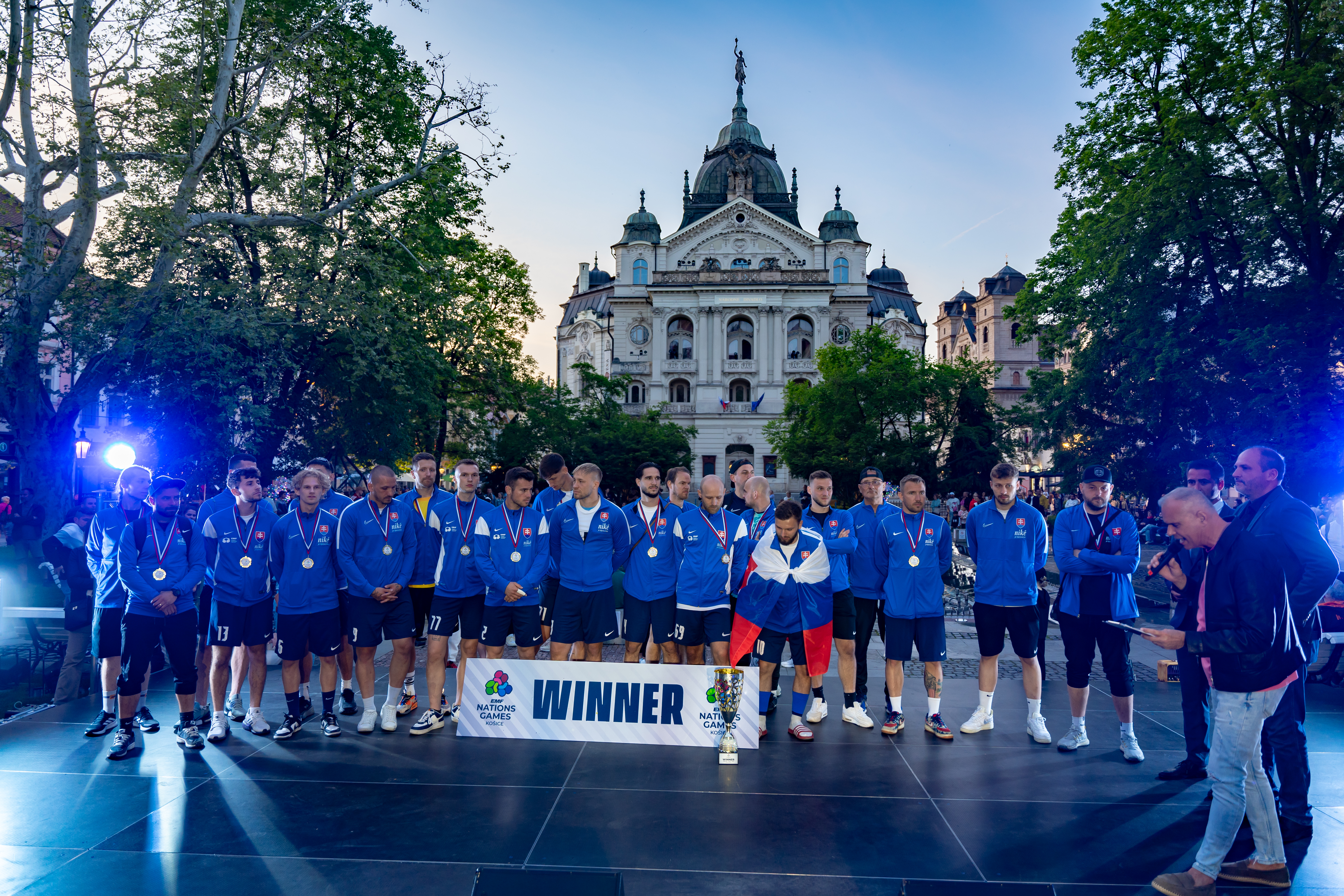 Slovenska reprezentacia zdravi Kosice-5
